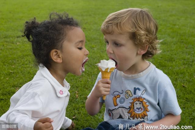 孩子不能吃零食？没零食的童年不完美！教你如何吃零食健康又营养