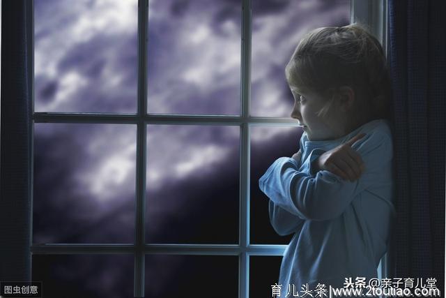 孩子麻木懒散、对批评表扬无所谓？7点识别孩子的“橡皮人效应”