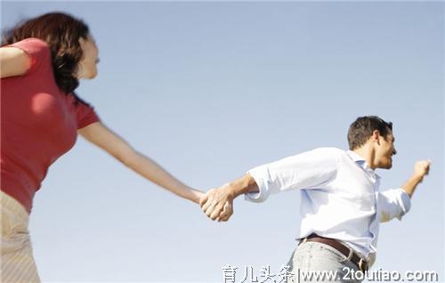 孩子教养、夫妻分工、婆媳矛盾，这些细碎日常必然冲淡婚姻的美好