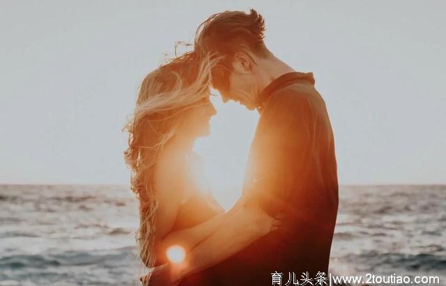 贫贱夫妻百事哀！婚姻里爱情面包缺一不可，这8件事要搞懂