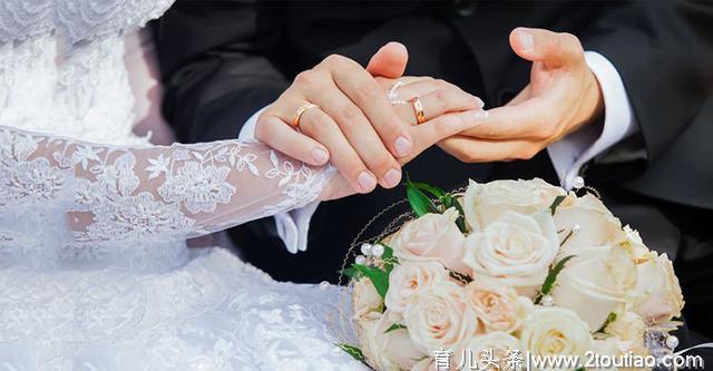 妈宝男起手式：我妈说，不管婚前还是婚后，女生都最怕遇到妈宝男