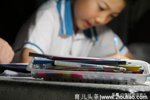 毕业班小学生给老师写信送别，家长评语：现在孩子都这么成熟了吗