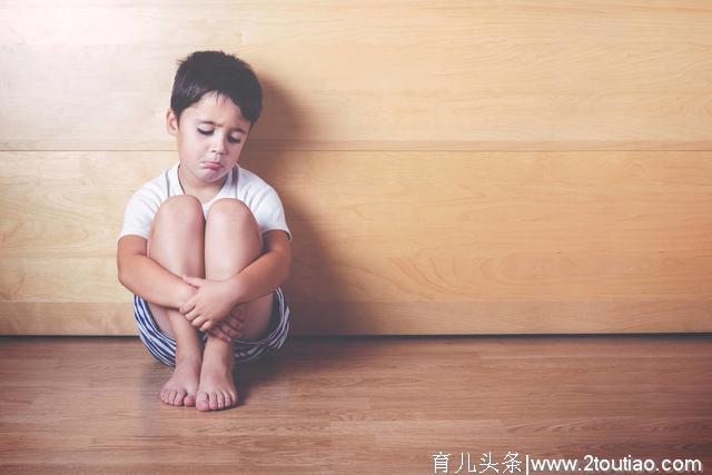 “不打不成器”，孩子童年的不良经历，是真正的“健康杀手”