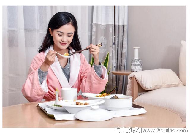 促进产后妈妈全方面的恢复 | 哺乳期的合理饮食目标之二