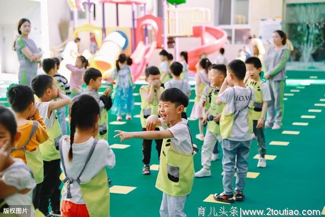 在幼儿期培养幼儿的良好行为习惯，更有利于孩子的发展，受益终身